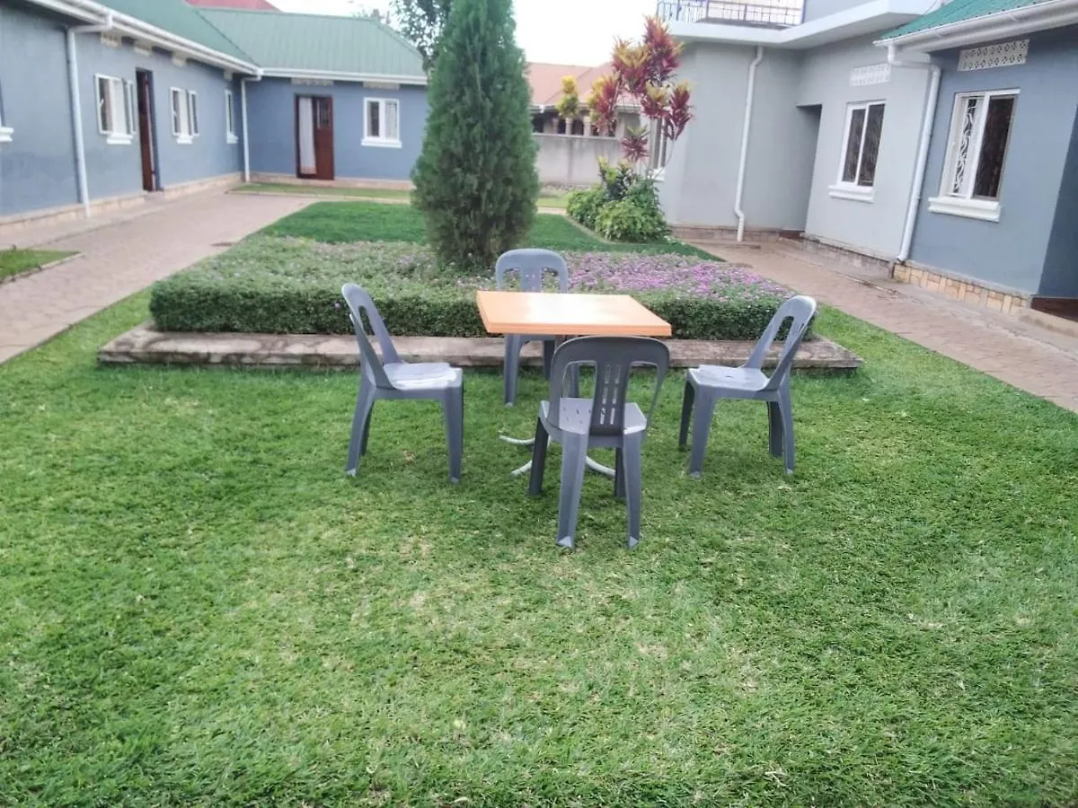 Migingo Suites Entebbe 0*,  Ouganda